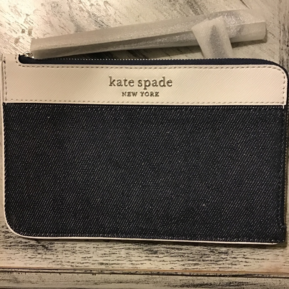 Brand New Kate Spade Wristlet